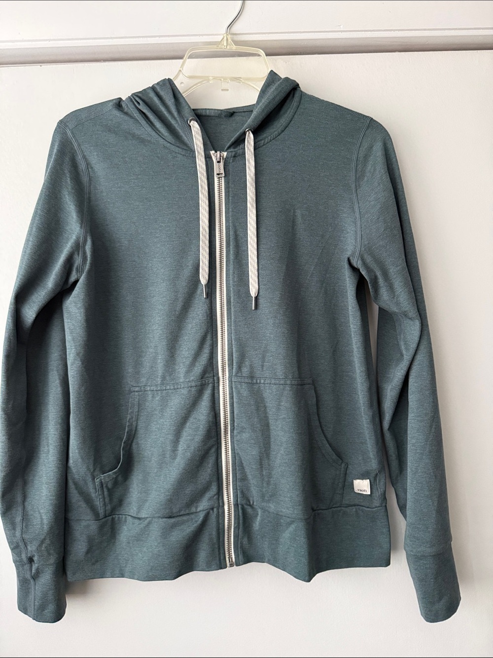 Vuori Halo Essential Hoodie green Heather Missing the size tag